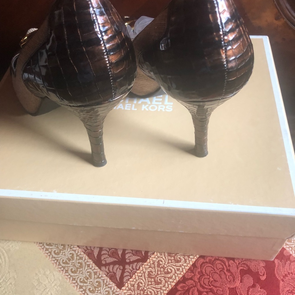 J. RENEE HEELS - Picture 5 of 8